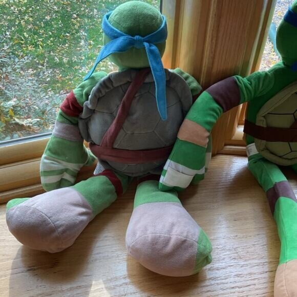 Nickelodeon Teenage Mutant Ninja Turtles Leonardo Plush Pillow Set - Picture 8 of 10